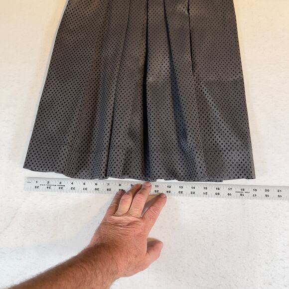 D Exterior Box Pleated Mini Skirt Woman EU 42 W30 Made Italy Side Zip Grey Black - Picture 12 of 13